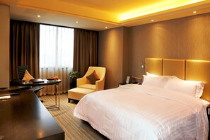 프리미어룸 | 객실 내 금고, 책상, 암막 커튼, 다리미/다리미판