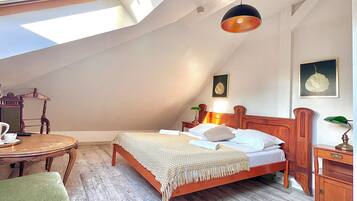 Individually decorated, individually furnished, soundproofing