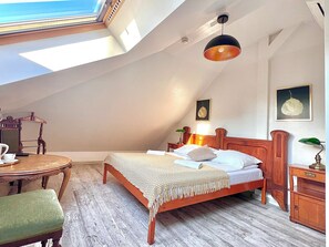 Deluxe Room | Individually decorated, individually furnished, soundproofing - Oki Doki OLD TOWN (Warsaw)