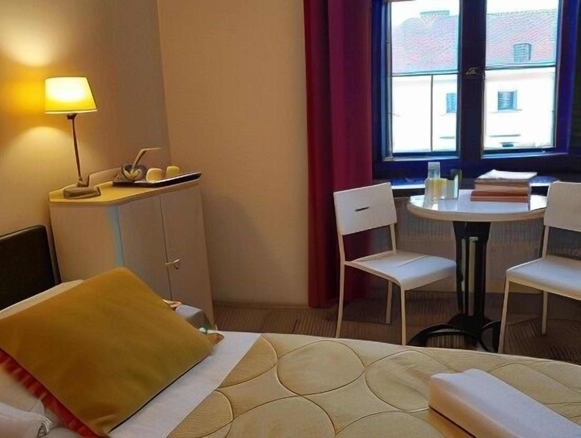 特色装修、特色家居、隔音、床单