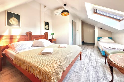 Deluxe Room | Individually decorated, individually furnished, soundproofing