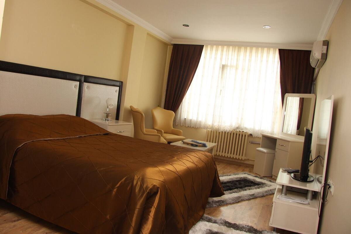 Luxury Suite, 2 Double Beds | In-room safe, desk, WiFi (free), bed sheets