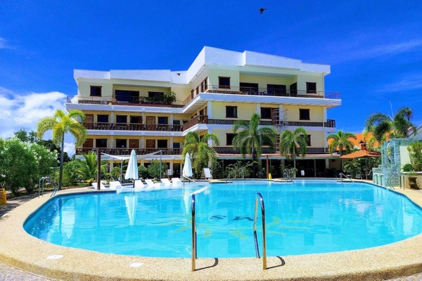 Outdoor pool, open 8 AM to 9 PM, sun loungers