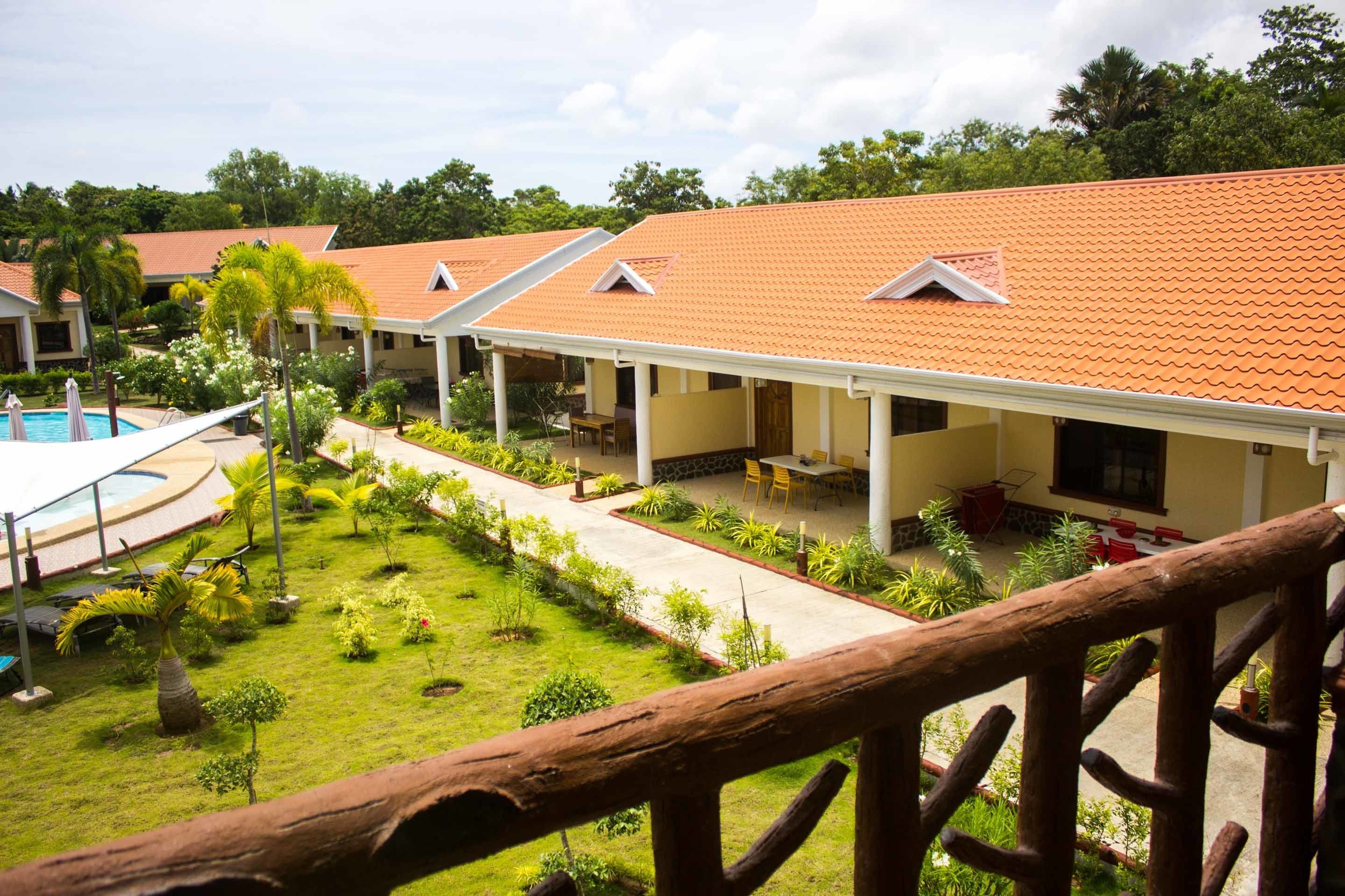 ダブルルーム プールビュー | バルコニーからの眺望