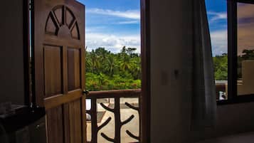 Twin Room with Balcony | Balcony