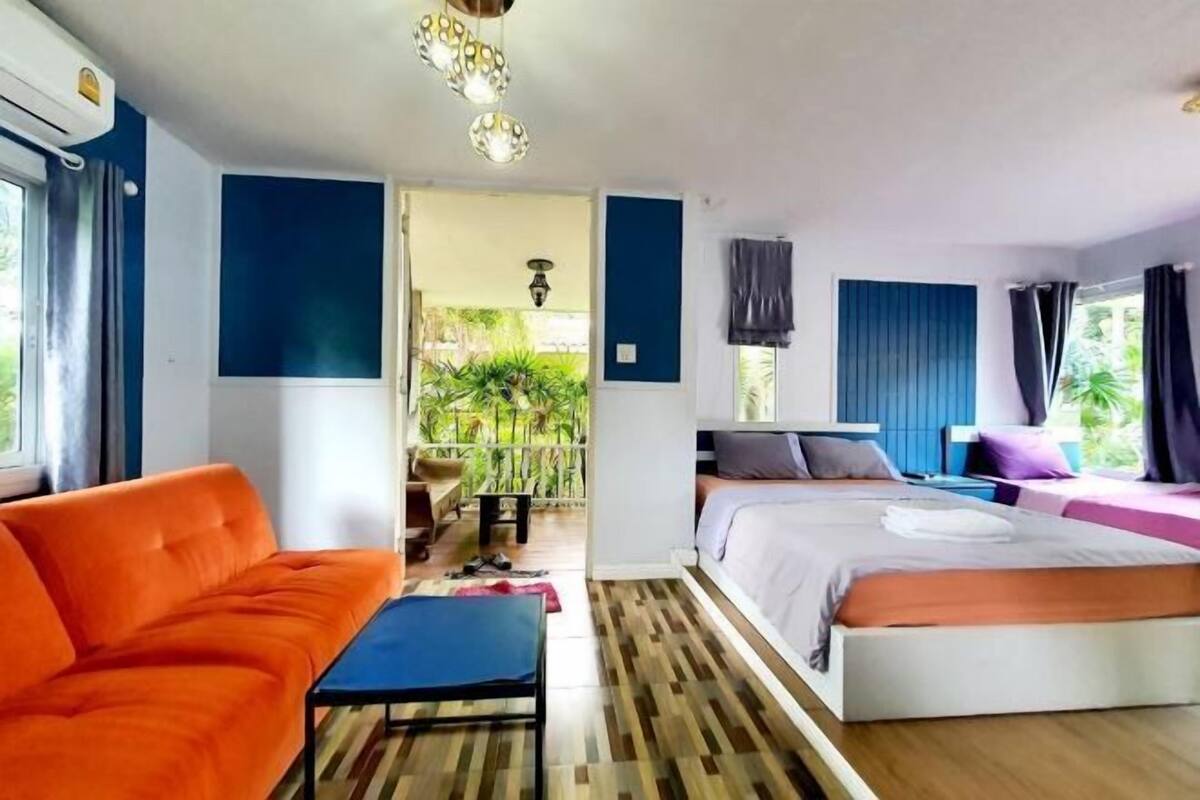 1 bedroom, individually decorated, free WiFi, bed sheets