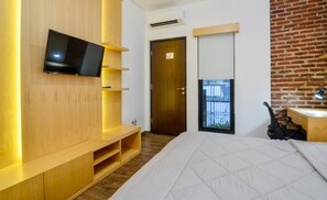 Quarto casal superior | Escrivaninha, Wi-Fi de cortesia, roupa de cama