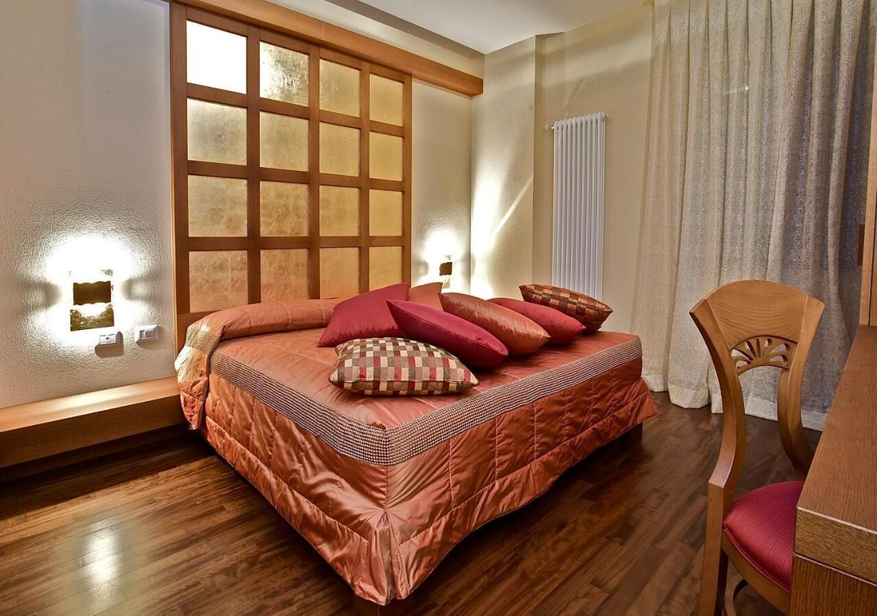 Foto - Design Suite Tirano