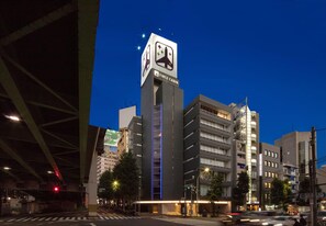 Front of property – evening/night