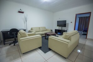 Business Apartment, 1 Bedroom | Living room