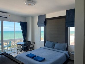 Standard Double Room with Sea View  | Individually decorated, individually furnished, free WiFi - Banchaitalay Room (Rayong)