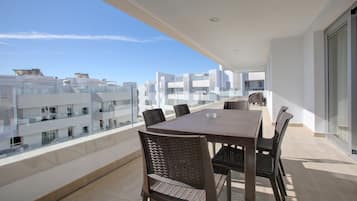 Standaard appartement, 3 slaapkamers, 2 badkamers | Terras