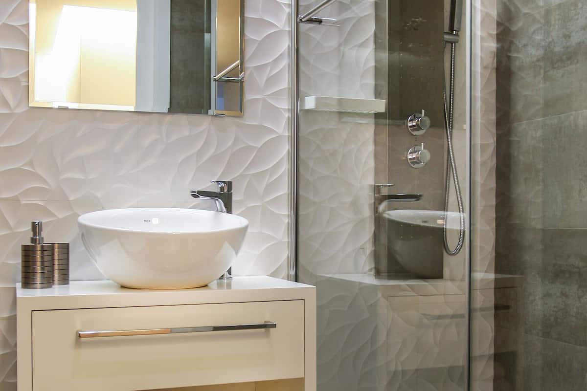 apartment, 1 bedroom | bathroom | shower, free toiletries, hair dryer, bidet