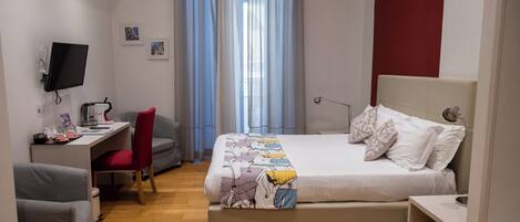 Superior Double or Twin Room | In-room safe, individually furnished, desk, iron/ironing board