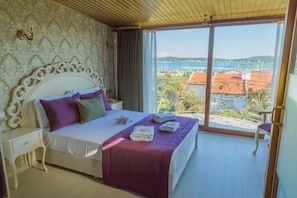 Delux Iki Kisilik Oda | Ropa de cama de alta calidad y minibar