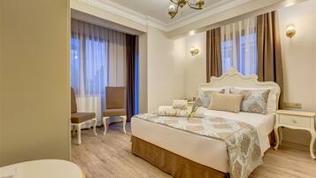 Premium bedding, minibar, in-room safe, desk