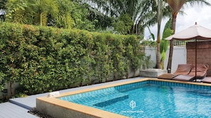 Outdoor pool - The Retreat Ao Nang Private Pool Villa (Krabi)