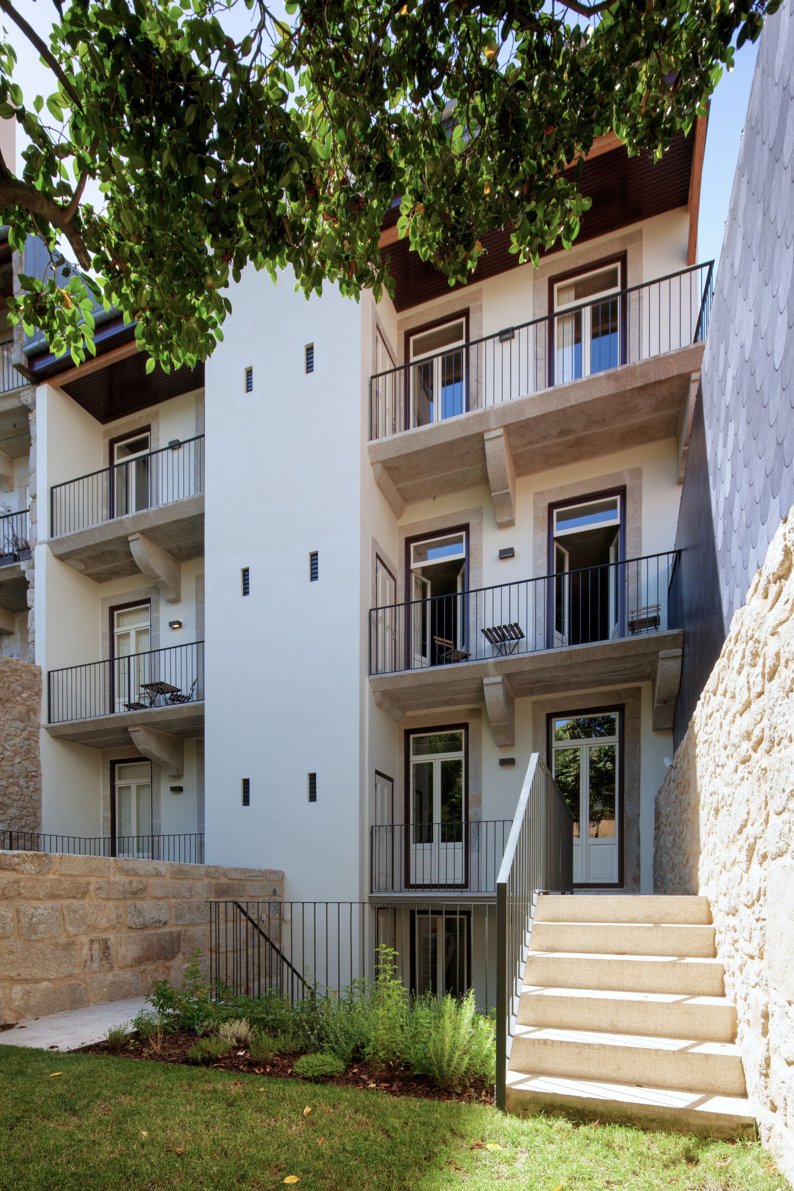 family apartment, multiple beds, garden view | garden view