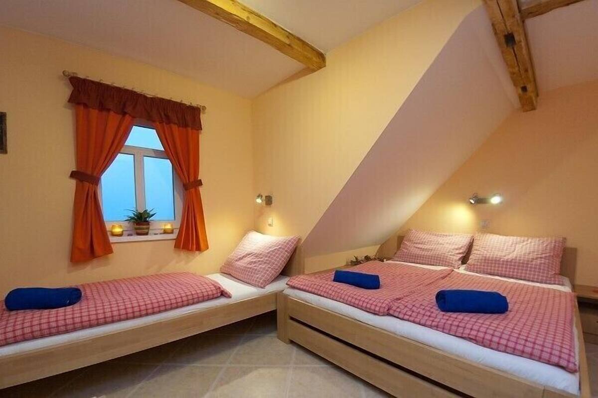 Triple Room
