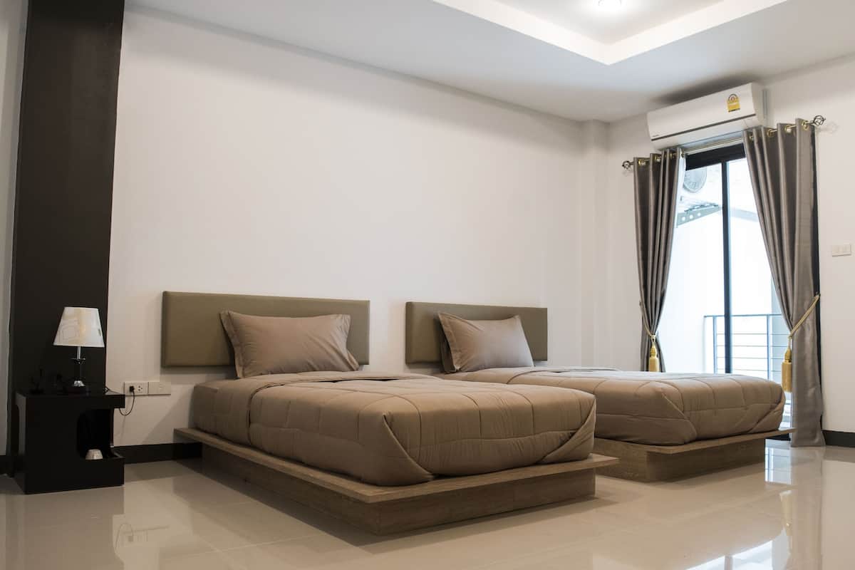 Standard Twin Room | Free WiFi