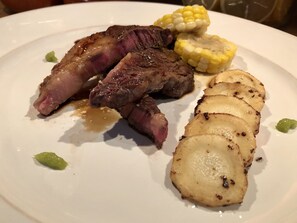Ruokailu