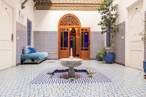 Interior entrance - Riad Hotel Essaouira (Marrakech)