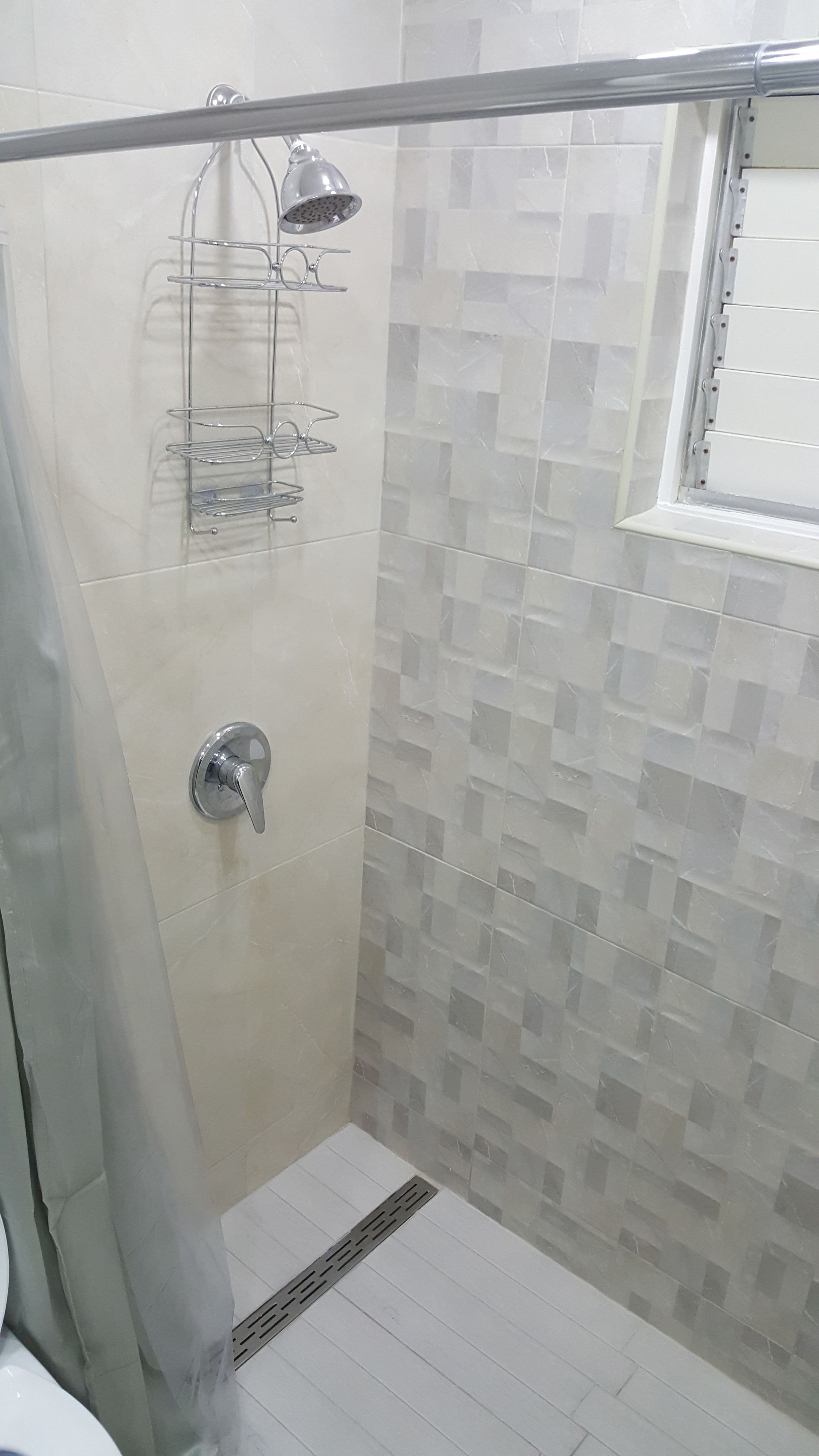 Exclusive Apartment, 1 Bedroom, Kitchen, Mountain View | Bathroom shower