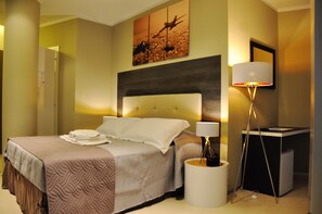 Frette Italian sheets, premium bedding, down duvets, pillow-top beds - Star Hotel Airport Verona (Villafranca di Verona)