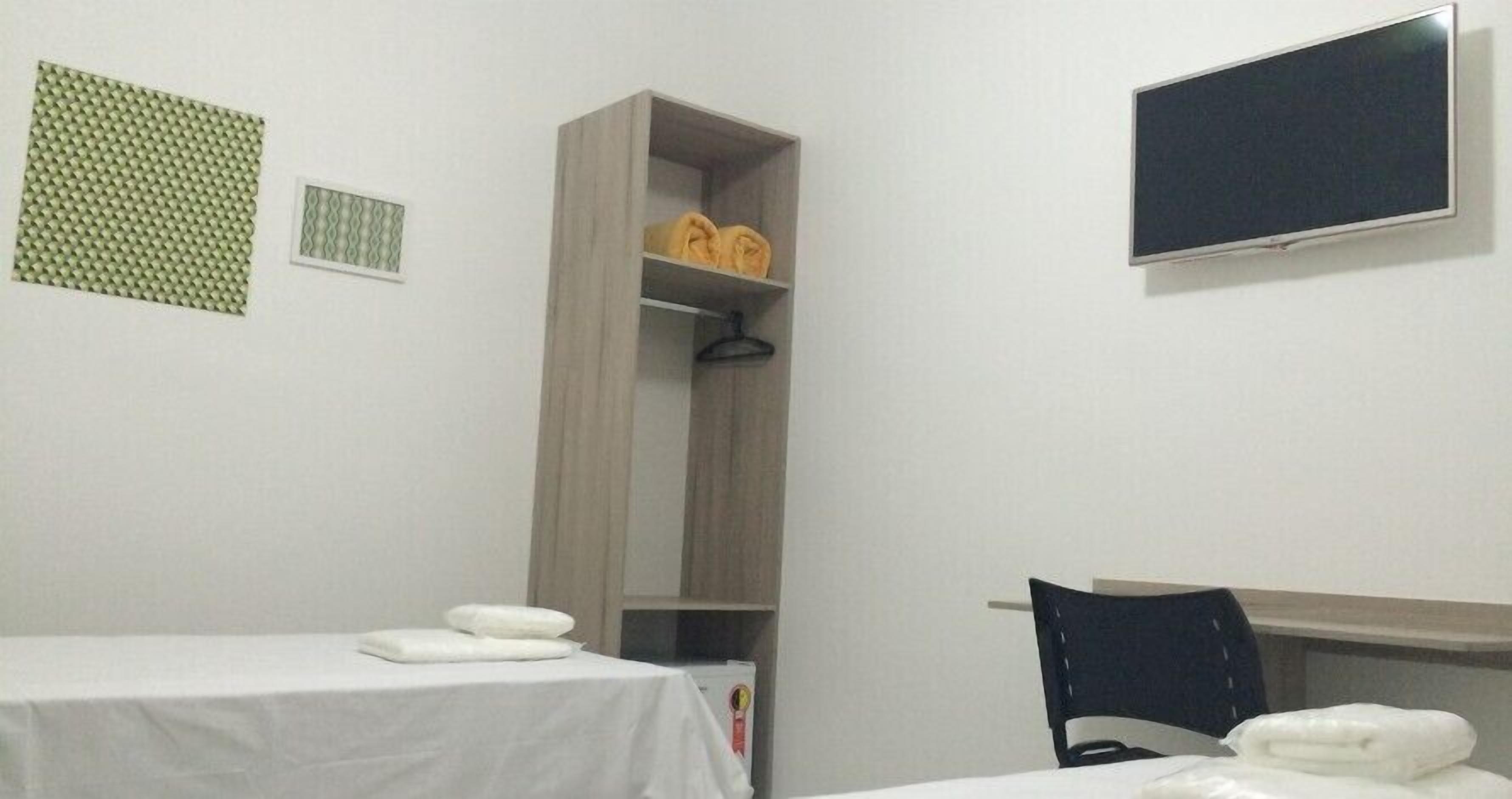 1 bedroom, minibar, desk, iron/ironing board