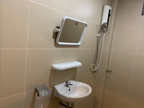 Dobbeltrom – superior, 1 kingsize-seng | Bad | Dusj og håndklær