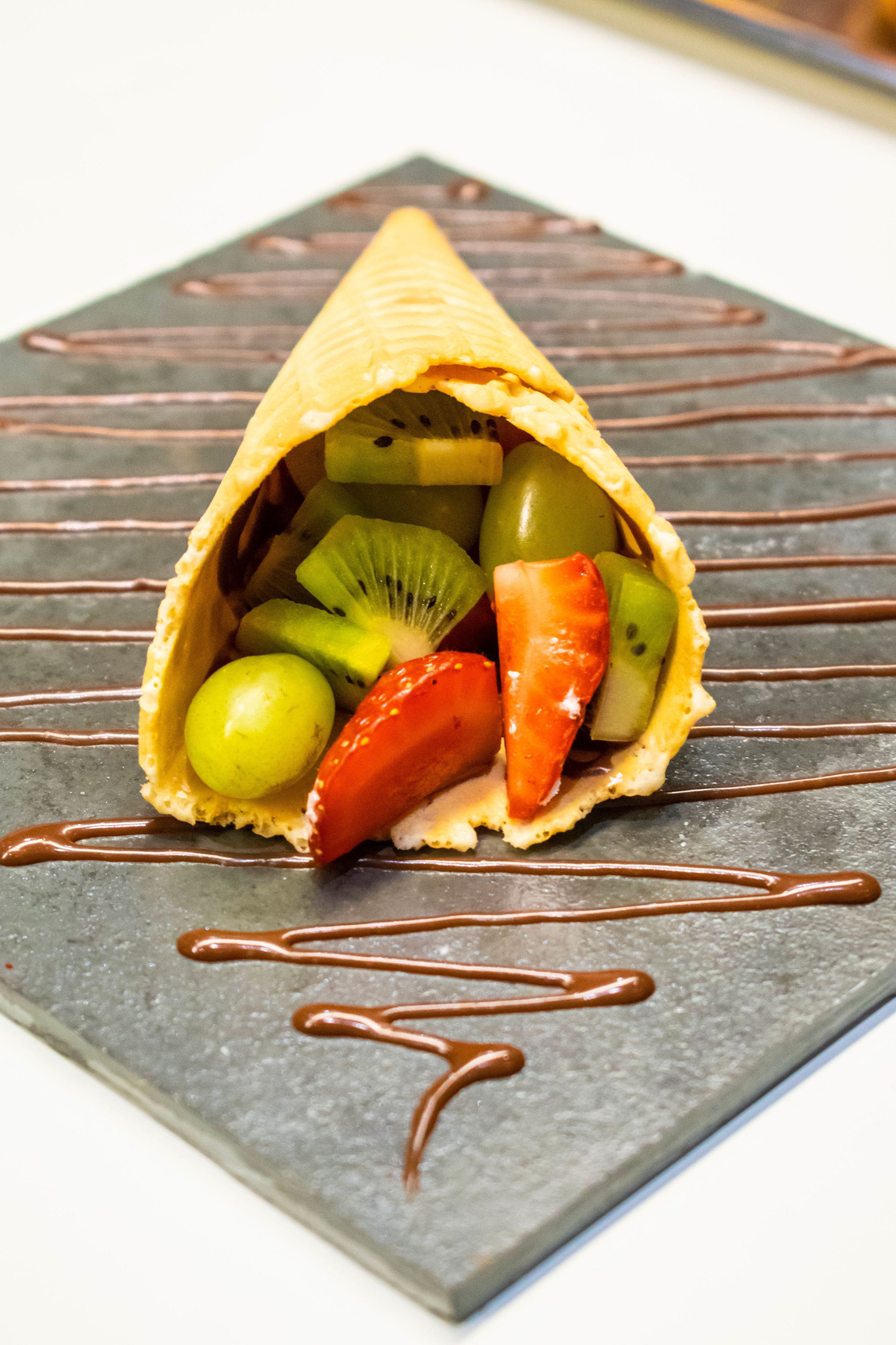 breakfast, lunch and dinner served