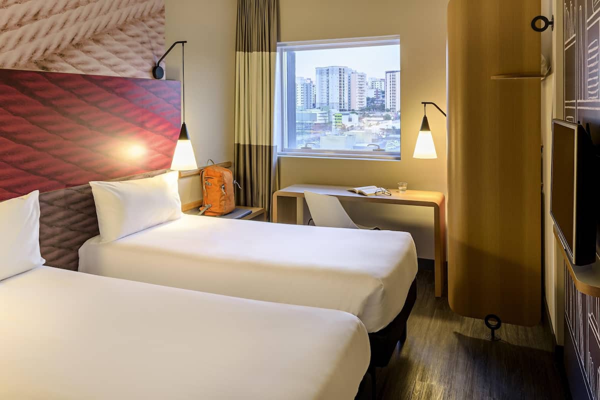 Standard Apartment, 2 Single Beds | In-room safe, desk, blackout curtains, soundproofing