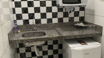 Apartment | Private kitchen | Mini-fridge, microwave