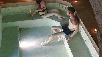 Een sauna, een stoombad, lichaamsbehandelingen, aromatherapie