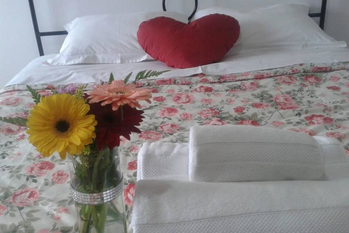 Premium bedding, desk, blackout curtains, soundproofing