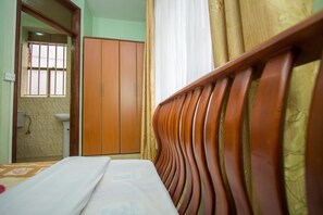 Room - Makerere Serene Hotel (Kampala)