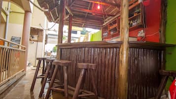 Bar (en la propiedad)