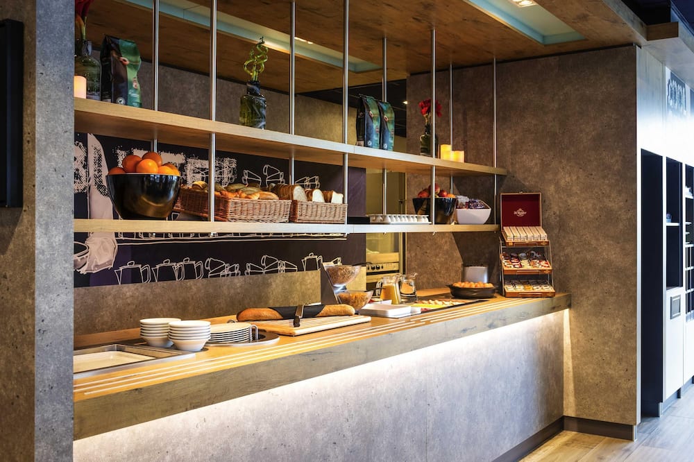 ibis budget Rotterdam The Hague Airport