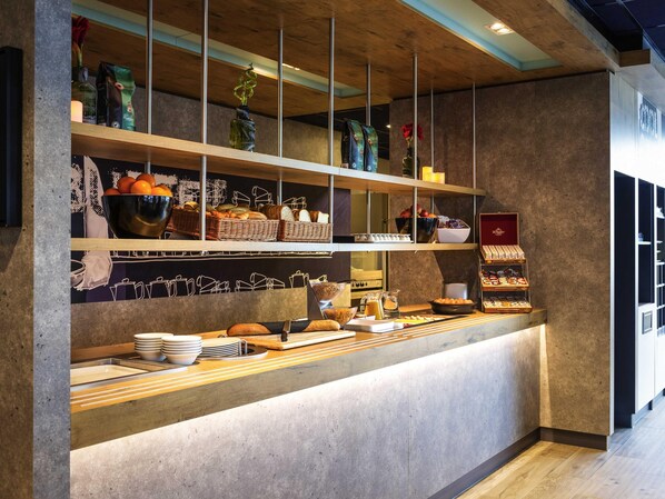 Daily buffet breakfast (EUR 10 per person) - ibis budget Rotterdam The Hague Airport (Rotterdam)