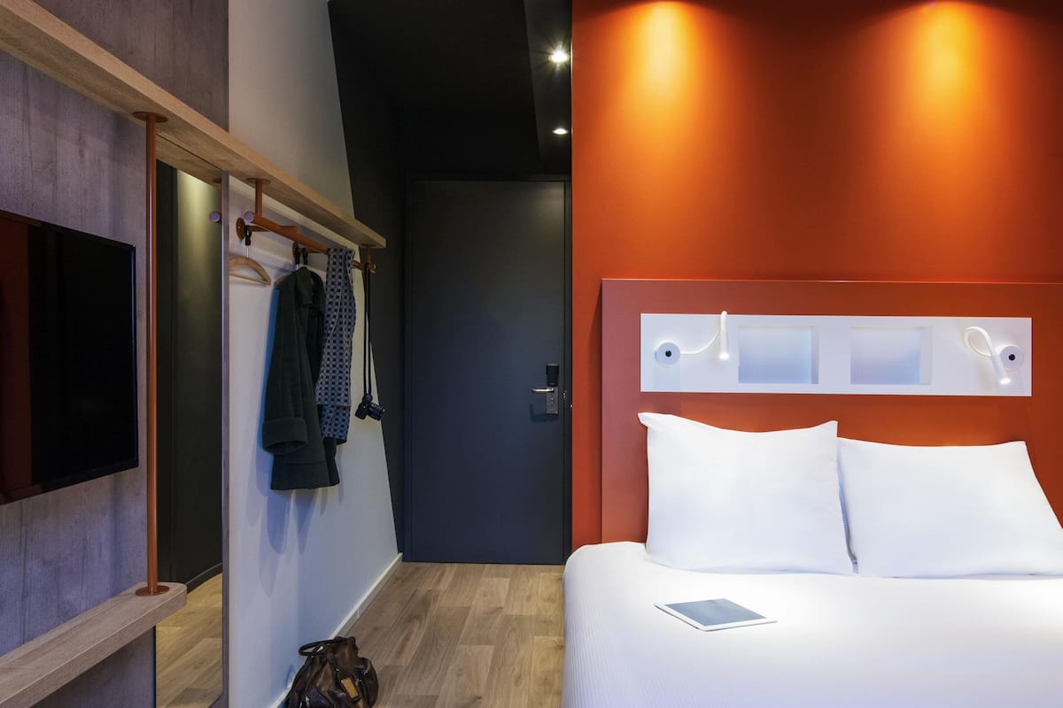 double room, 1 double bed | soundproofing, free wifi, bed sheets