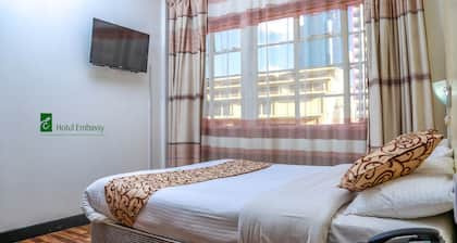 Hotel Embassy