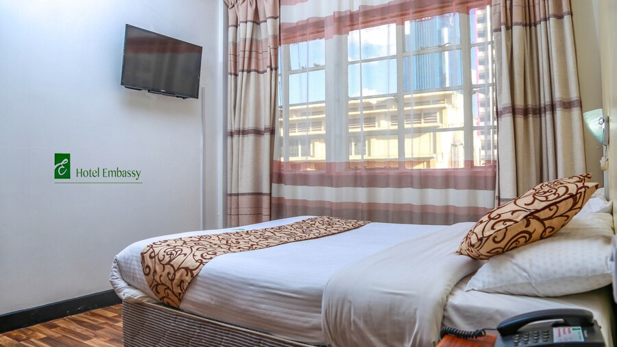 Hotel Embassy