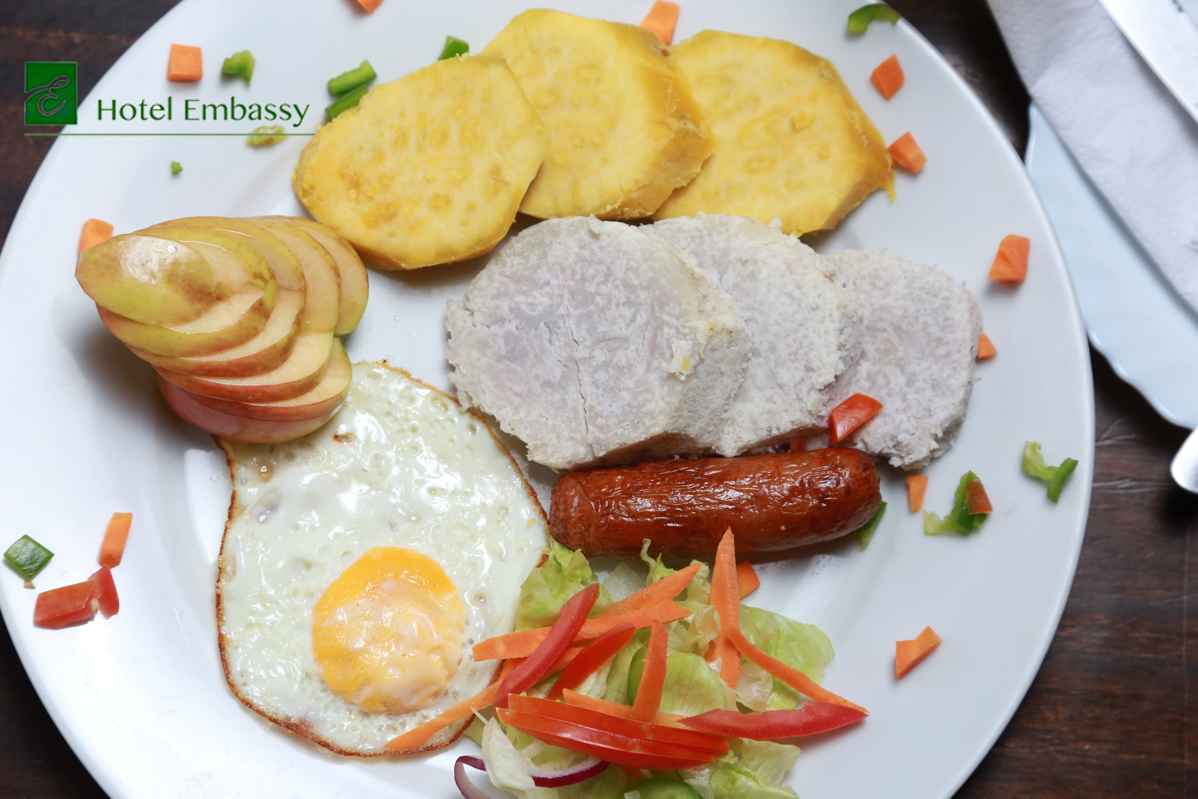 Photo - Hotel Embassy