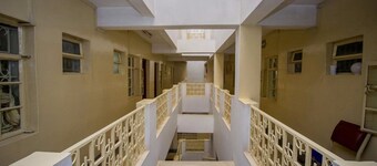 Seldom Hotel