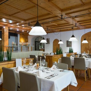 Unclassified image, 4 of 57, button - Hotel Laaxerhof (LAAX)
