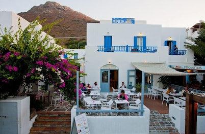 Hotel Minoa