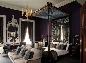 Nicht klassifiziertes Bild, 2 von 81, Schaltfläche