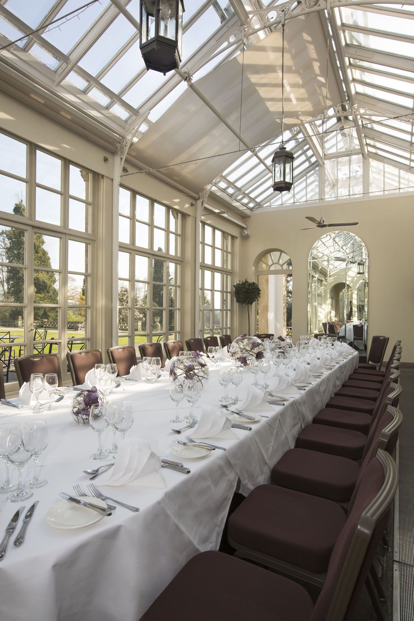 Banquet hall
