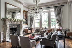 Nicht klassifiziertes Bild, 3 von 81, Schaltfläche