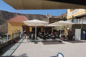 Outdoor dining - Villa del Mar (Mogan)
